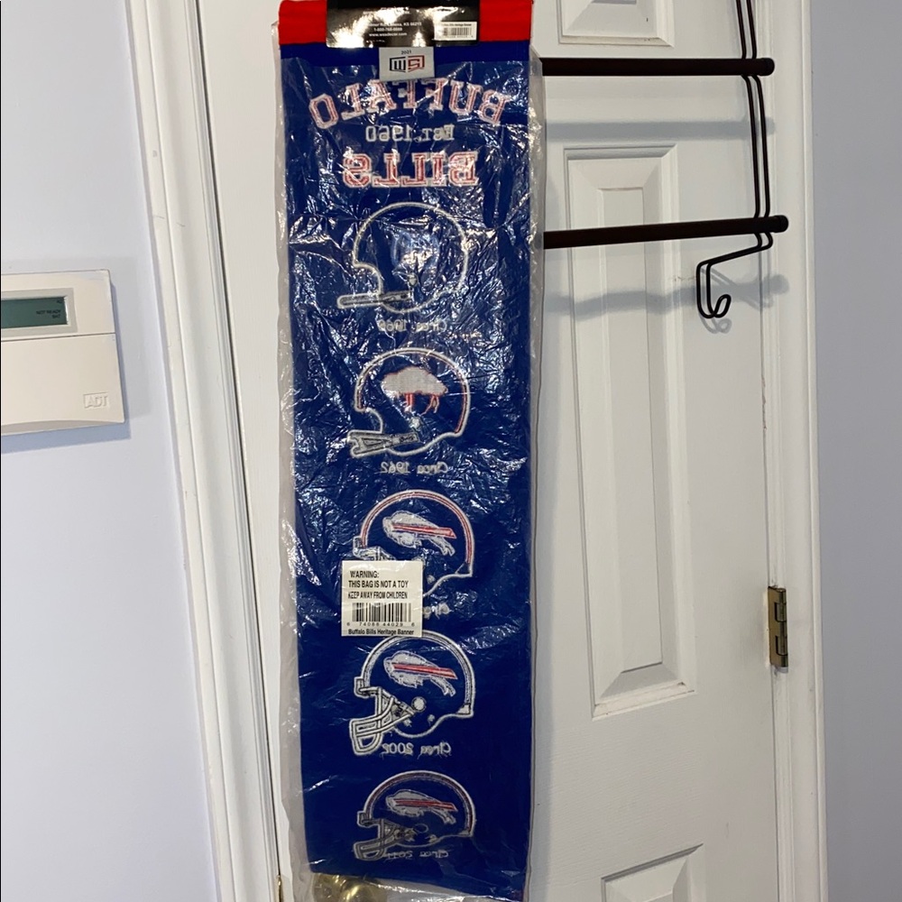 Buffalo Bills Heritage Banner, new in packaging - Picture 5 of 6
